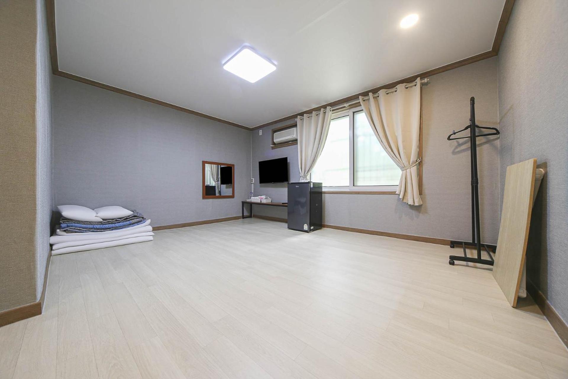 Seorak Hot Spring Mammoth Resotel 束草市 外观 照片